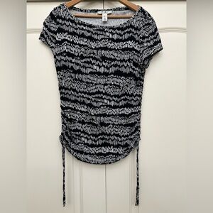 WHBM Rouched sides Short Sleeve Top